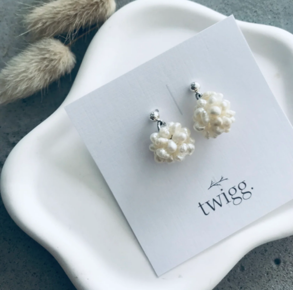 Earring Twigg Pearl stud